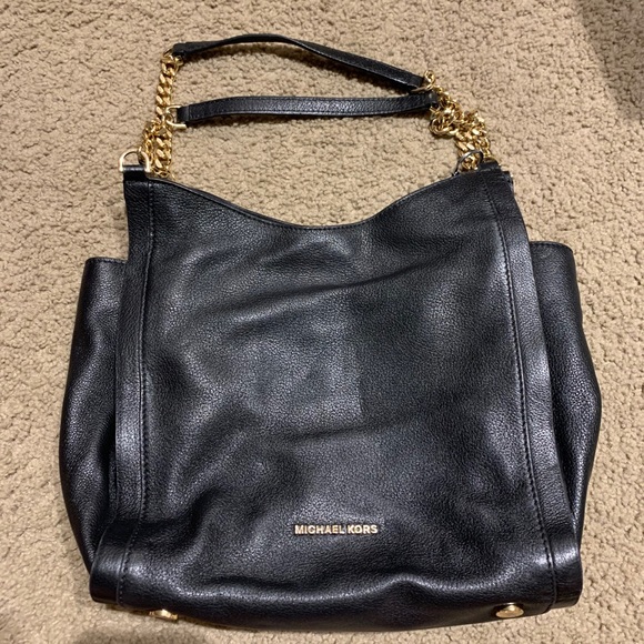 Michael Kors bag - Picture 1 of 3